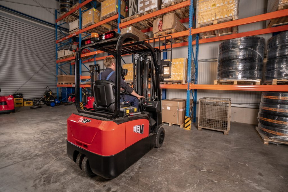 Liftruck Services Forklift hire